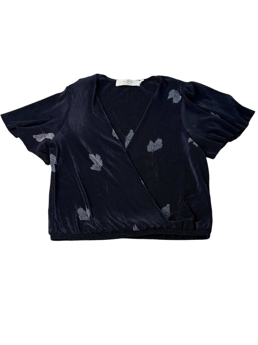 ASTR the Label Navy Floral Wrap V-Neck‎ Short Sleeve Blouse Size Medium